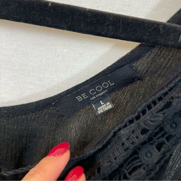 Ladies BE COOL Brand Black Crepe Crochet Detail Romper Size Large - Picture 10 of 11